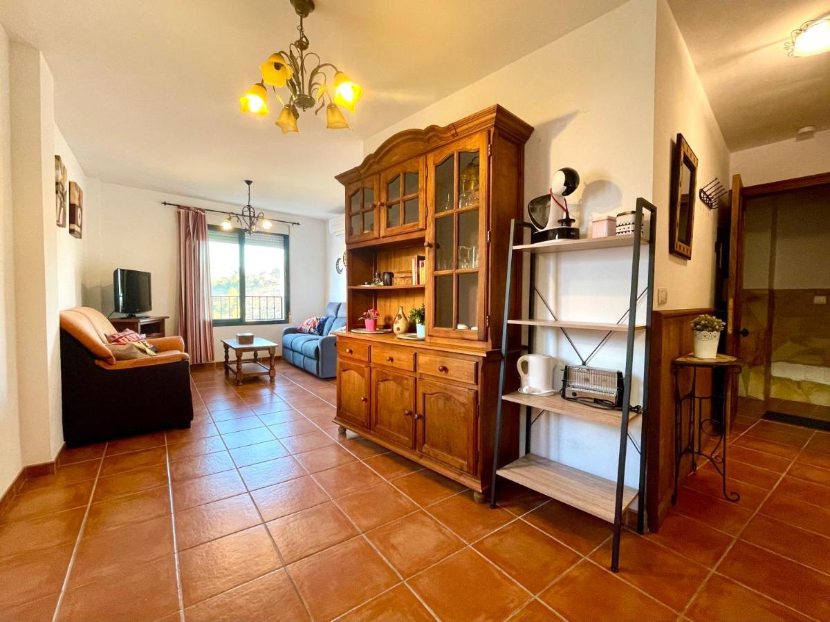 Apartamentos Axarquia , Frigiliana, Terraza Privada Con Vistas A La Montana Rio Y Al Mar ภายนอก รูปภาพ
