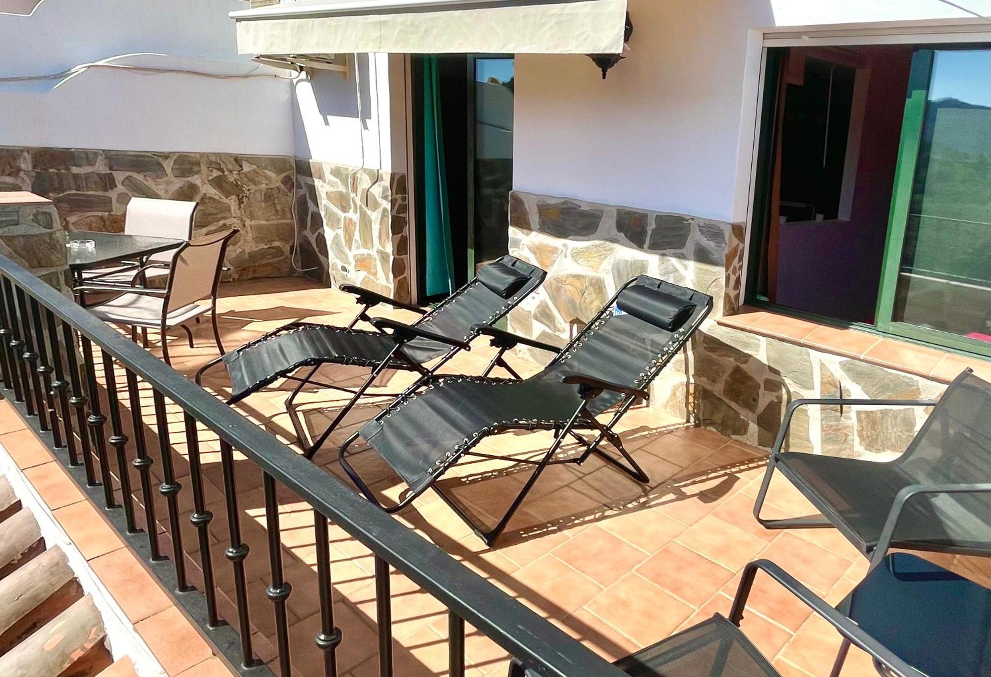 Apartamentos Axarquia , Frigiliana, Terraza Privada Con Vistas A La Montana Rio Y Al Mar ภายนอก รูปภาพ