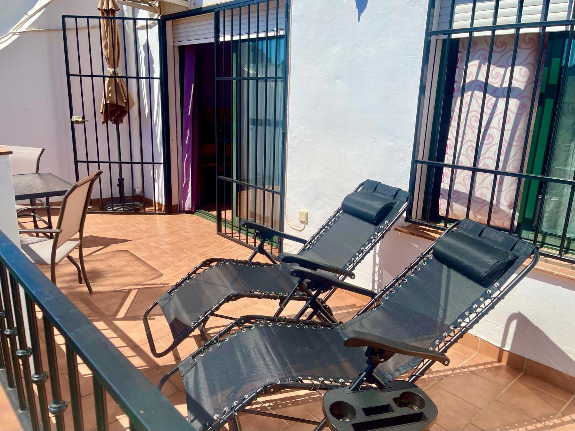 Apartamentos Axarquia , Frigiliana, Terraza Privada Con Vistas A La Montana Rio Y Al Mar ภายนอก รูปภาพ